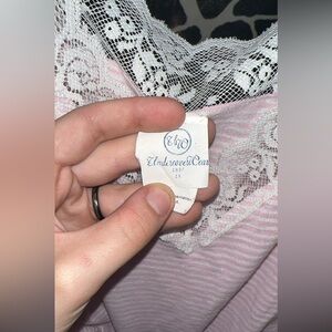 a night set, very comfortable